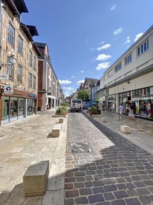 Appartement Au Coeur De Troyes Exterior foto